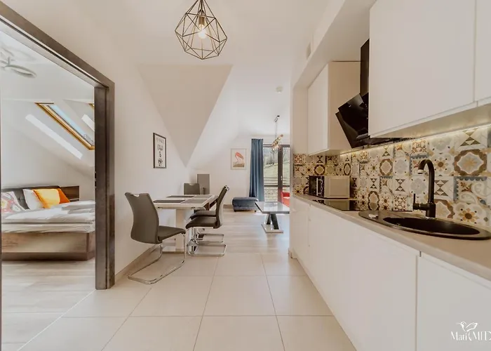 아파트 Silence Triventi Pod Flamingiem